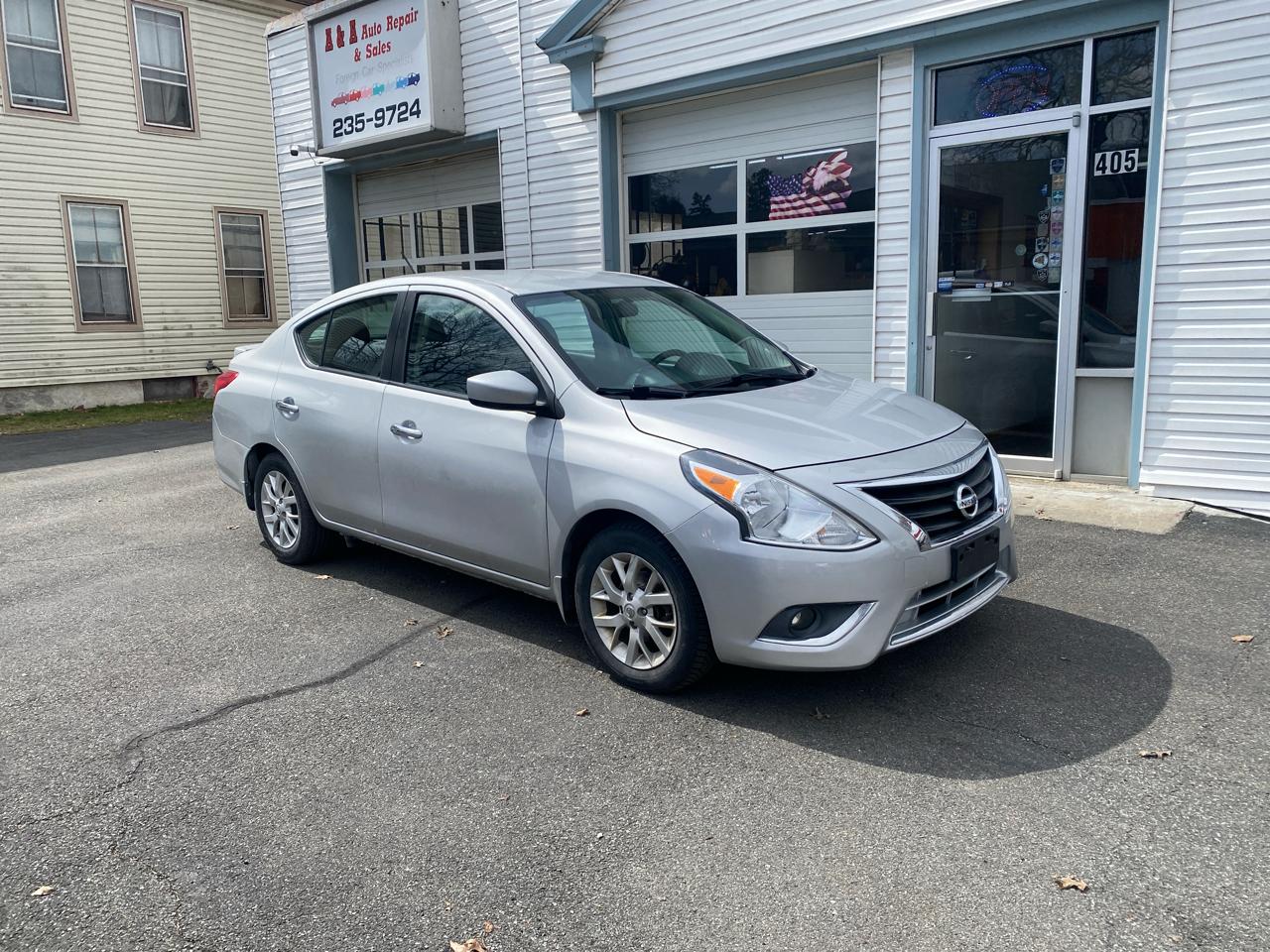 Nissan Versa SV 2017