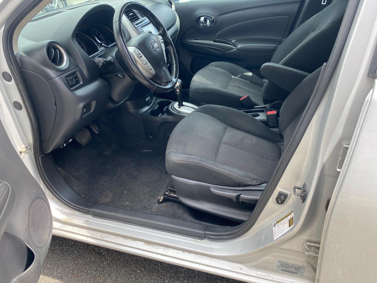 Nissan Versa SV 2017