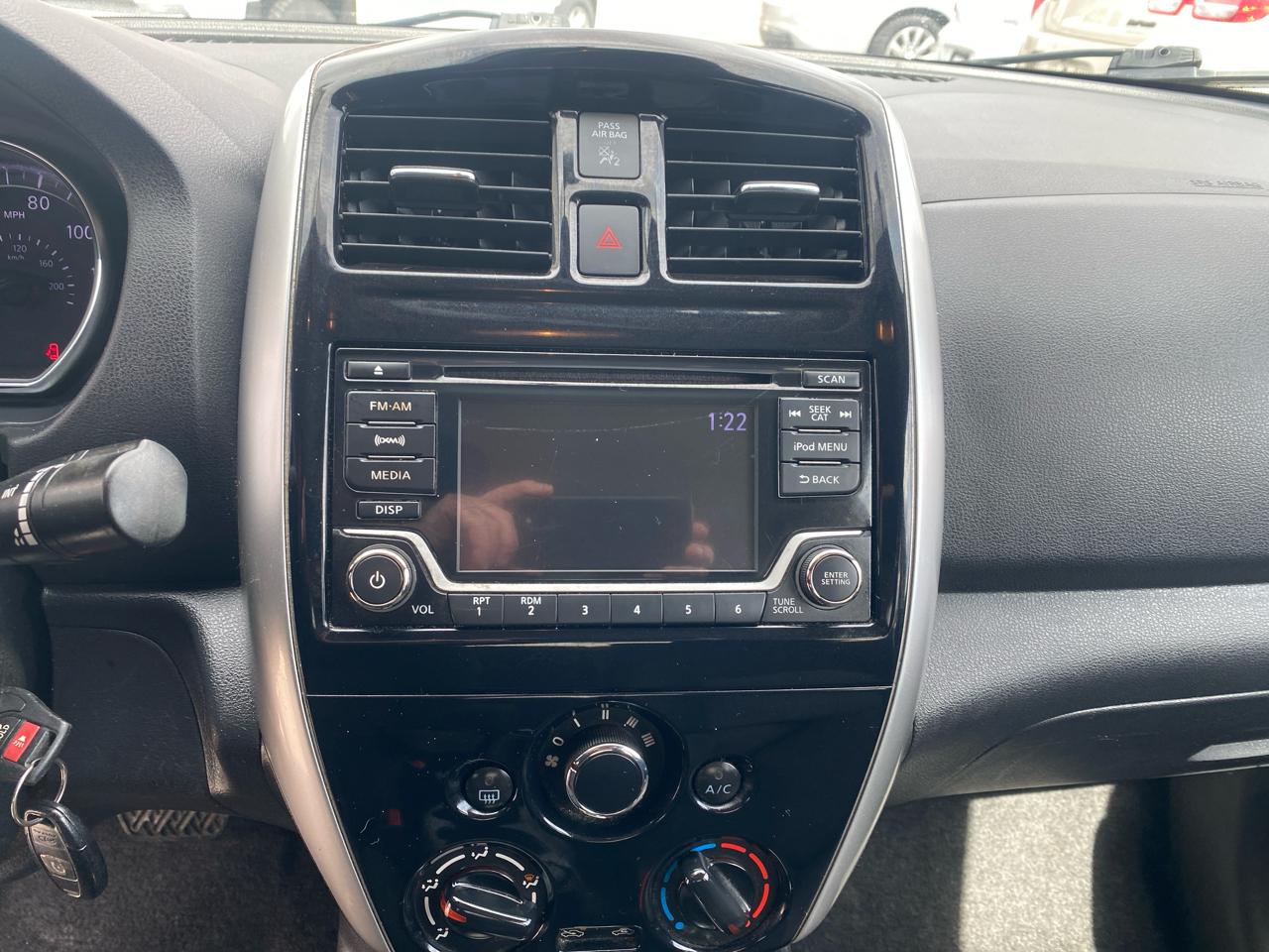 Nissan Versa SV 2017