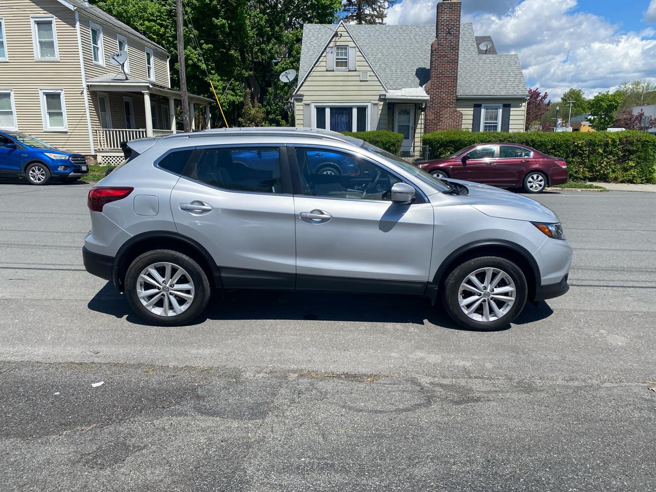 Nissan Rogue Sport SV 2018