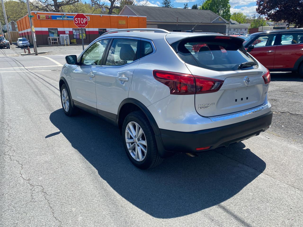 Nissan Rogue Sport SV 2018