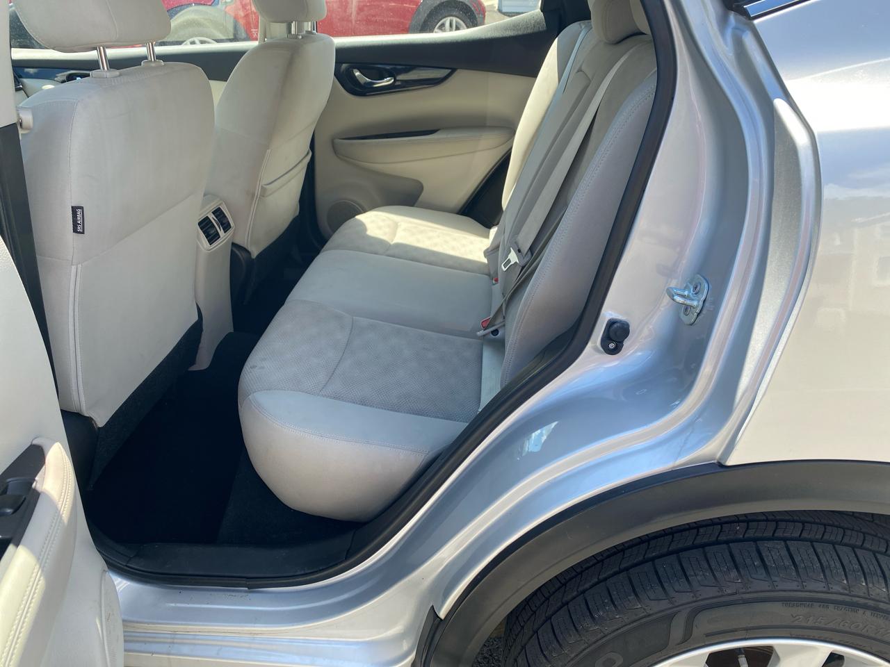 Nissan Rogue Sport SV 2018