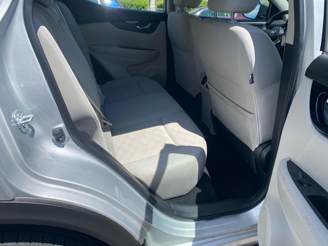 Nissan Rogue Sport SV 2018