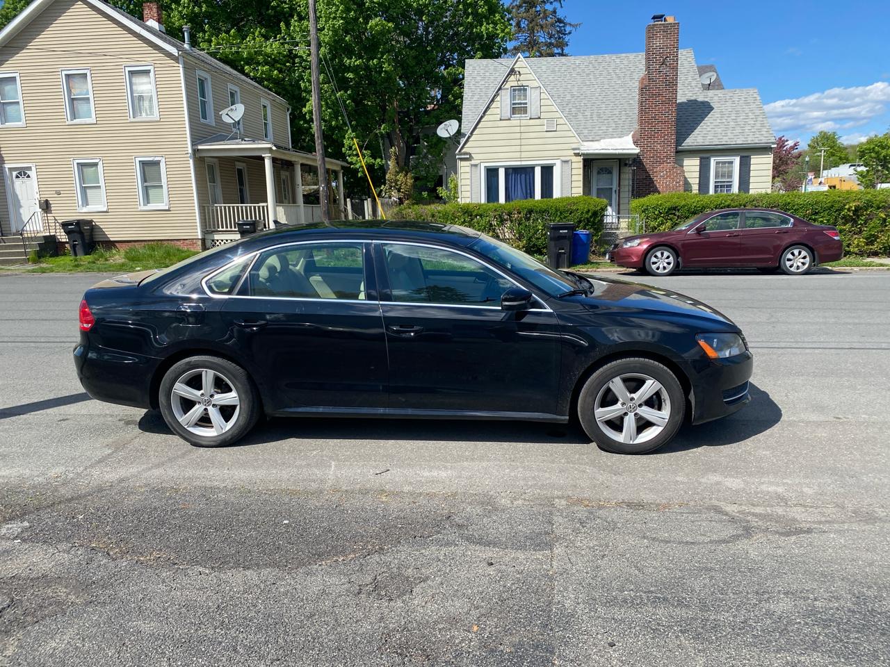 Volkswagen Passat 2.0L TDI SEL Premium 2013