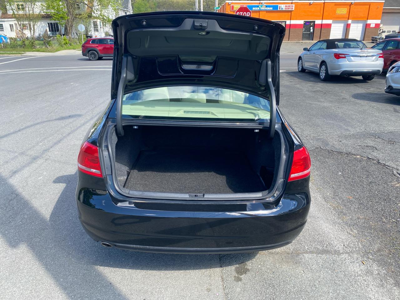 Volkswagen Passat 2.0L TDI SEL Premium 2013
