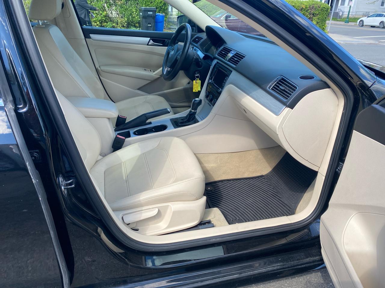 Volkswagen Passat 2.0L TDI SEL Premium 2013
