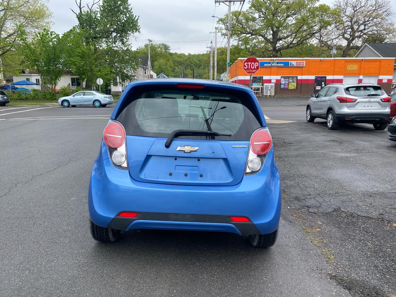 Chevrolet Spark 1LT CVT 2015
