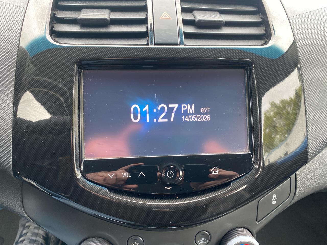Chevrolet Spark 1LT CVT 2015