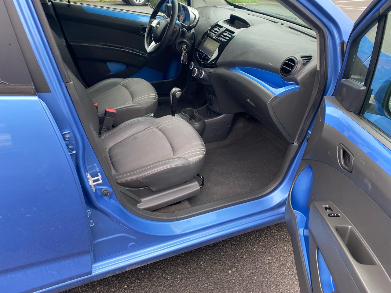 Chevrolet Spark 1LT CVT 2015