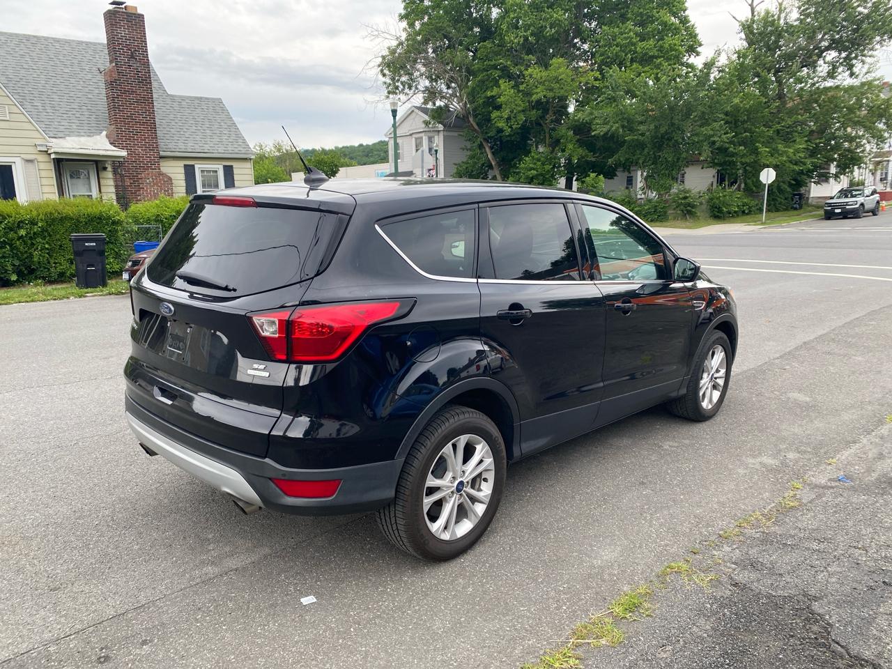 Ford Escape SE FWD 2019