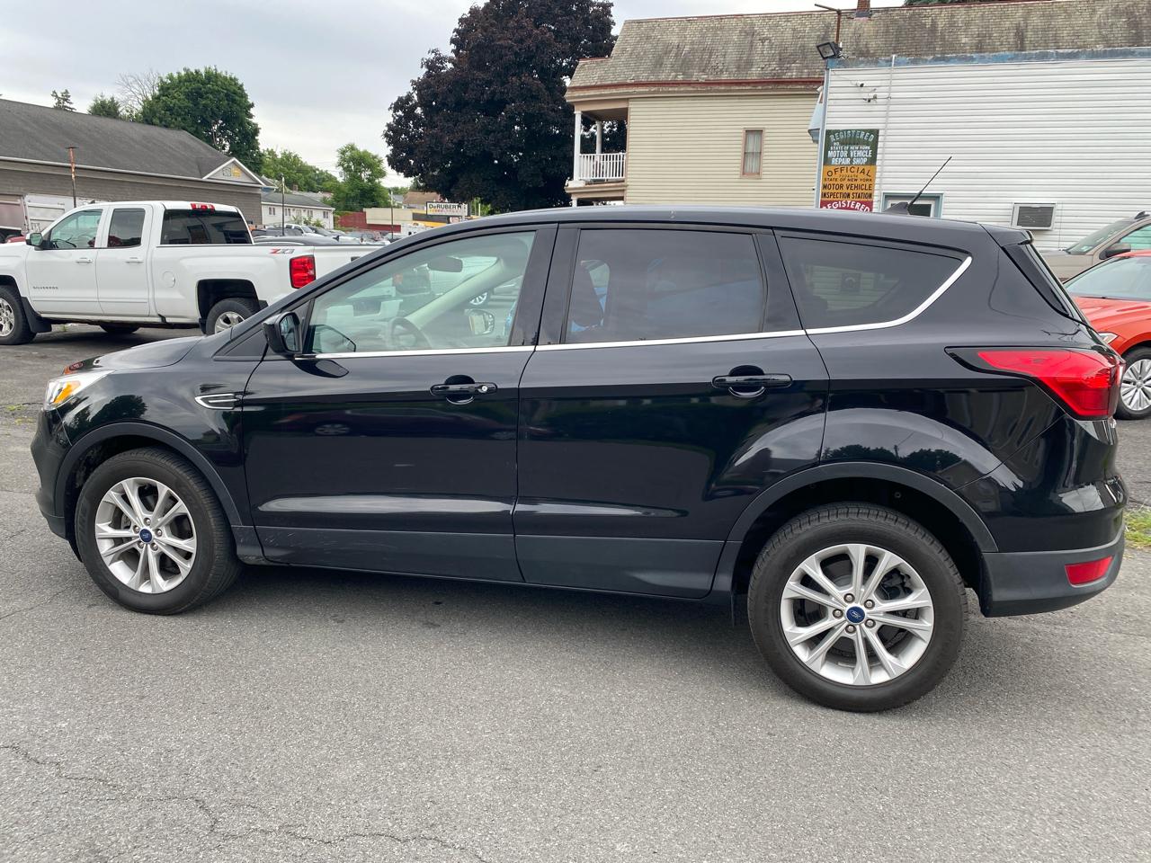 Ford Escape SE FWD 2019