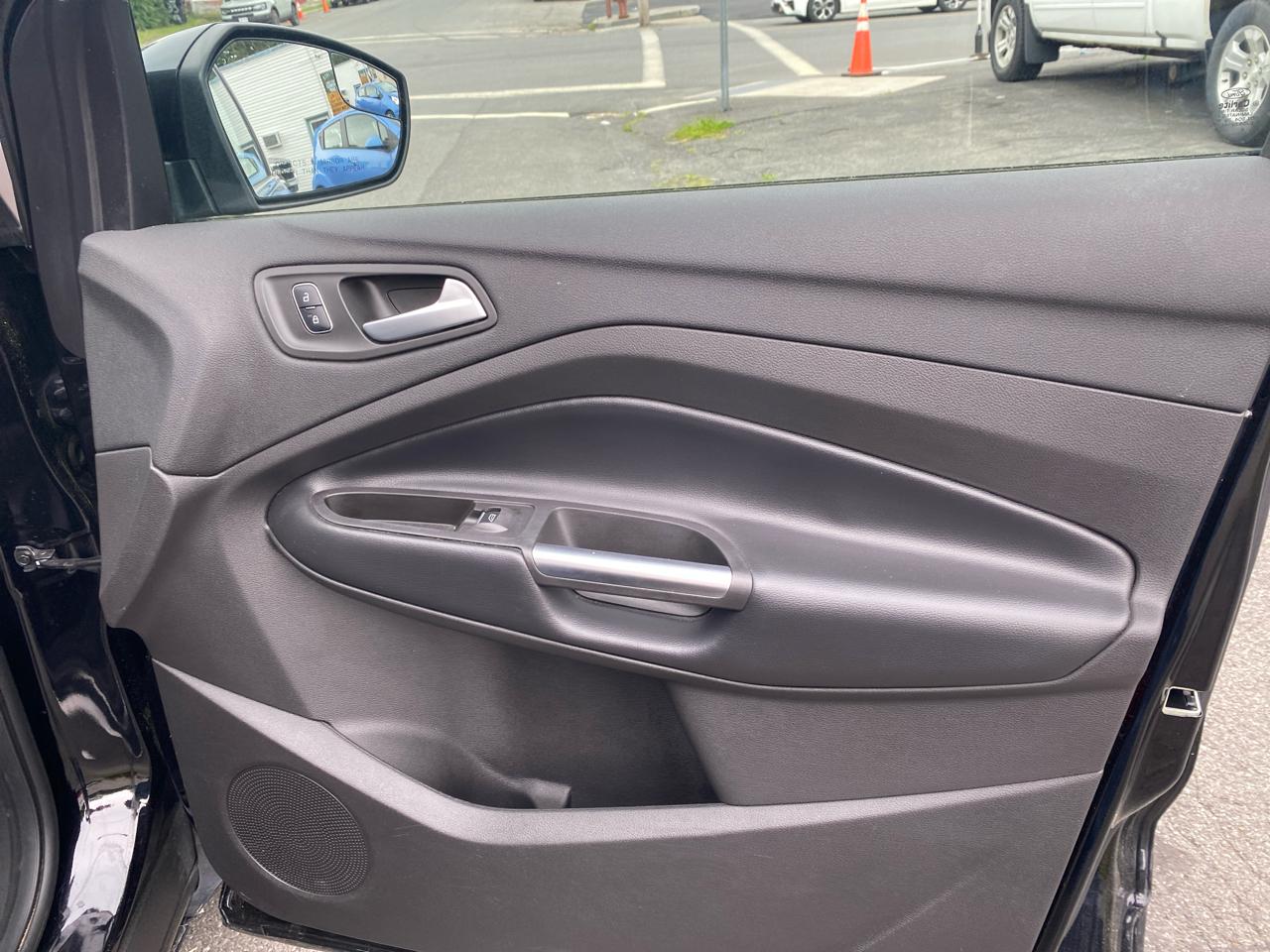 Ford Escape SE FWD 2019