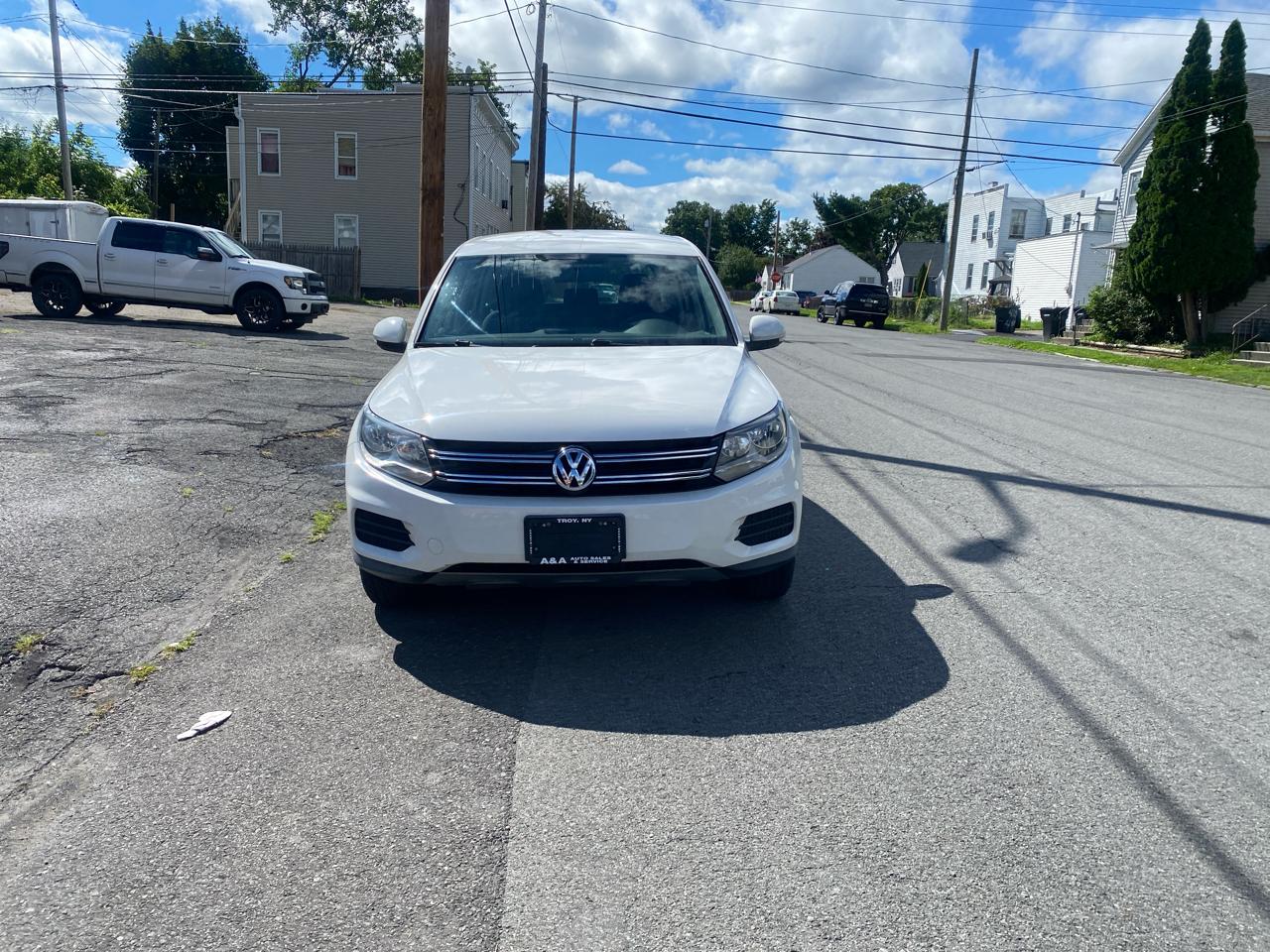 Volkswagen Tiguan SE 4Motion 2014