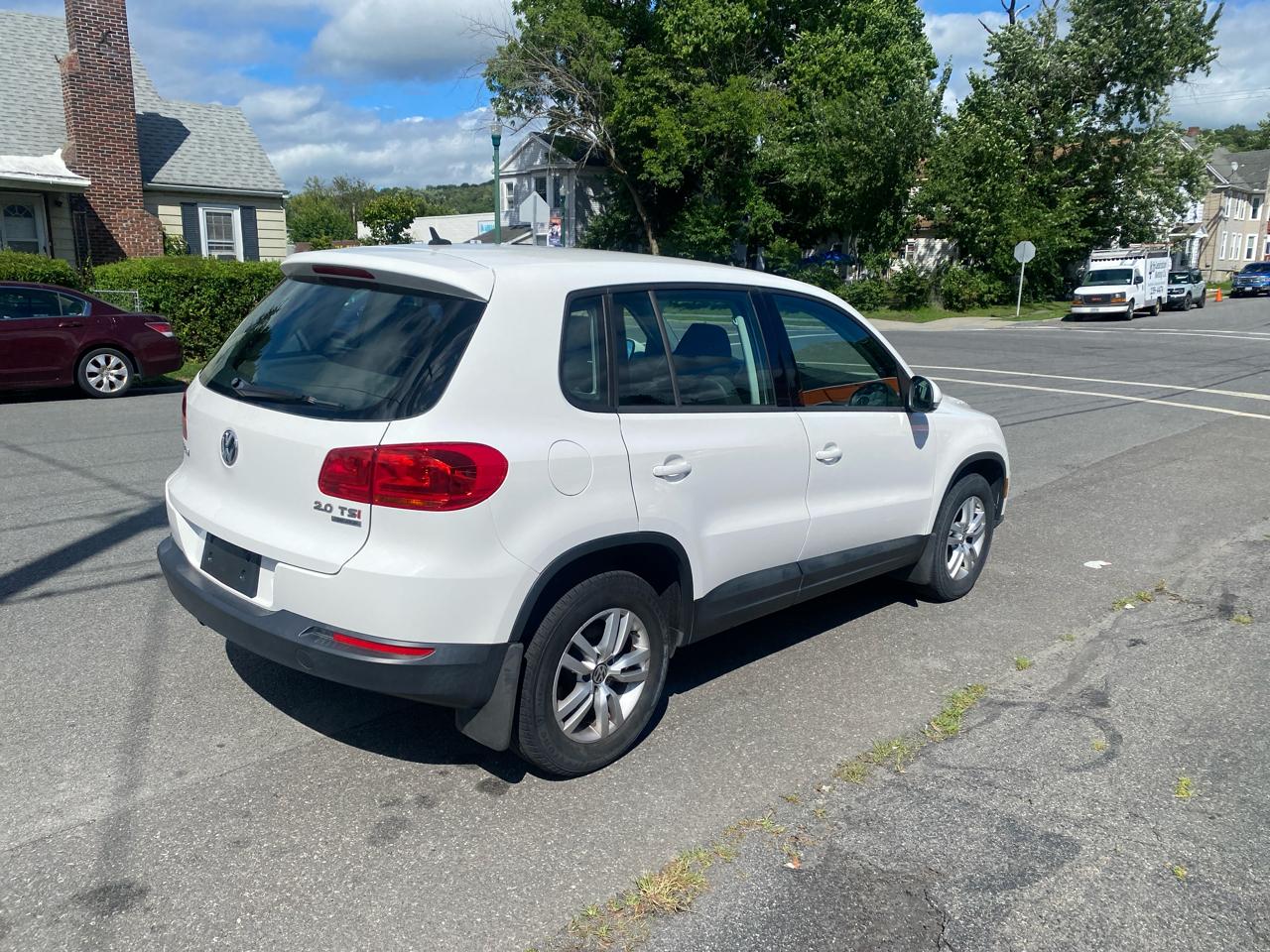 Volkswagen Tiguan SE 4Motion 2014