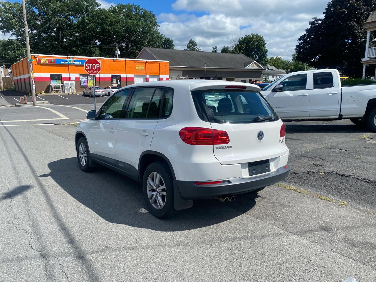 Volkswagen Tiguan SE 4Motion 2014