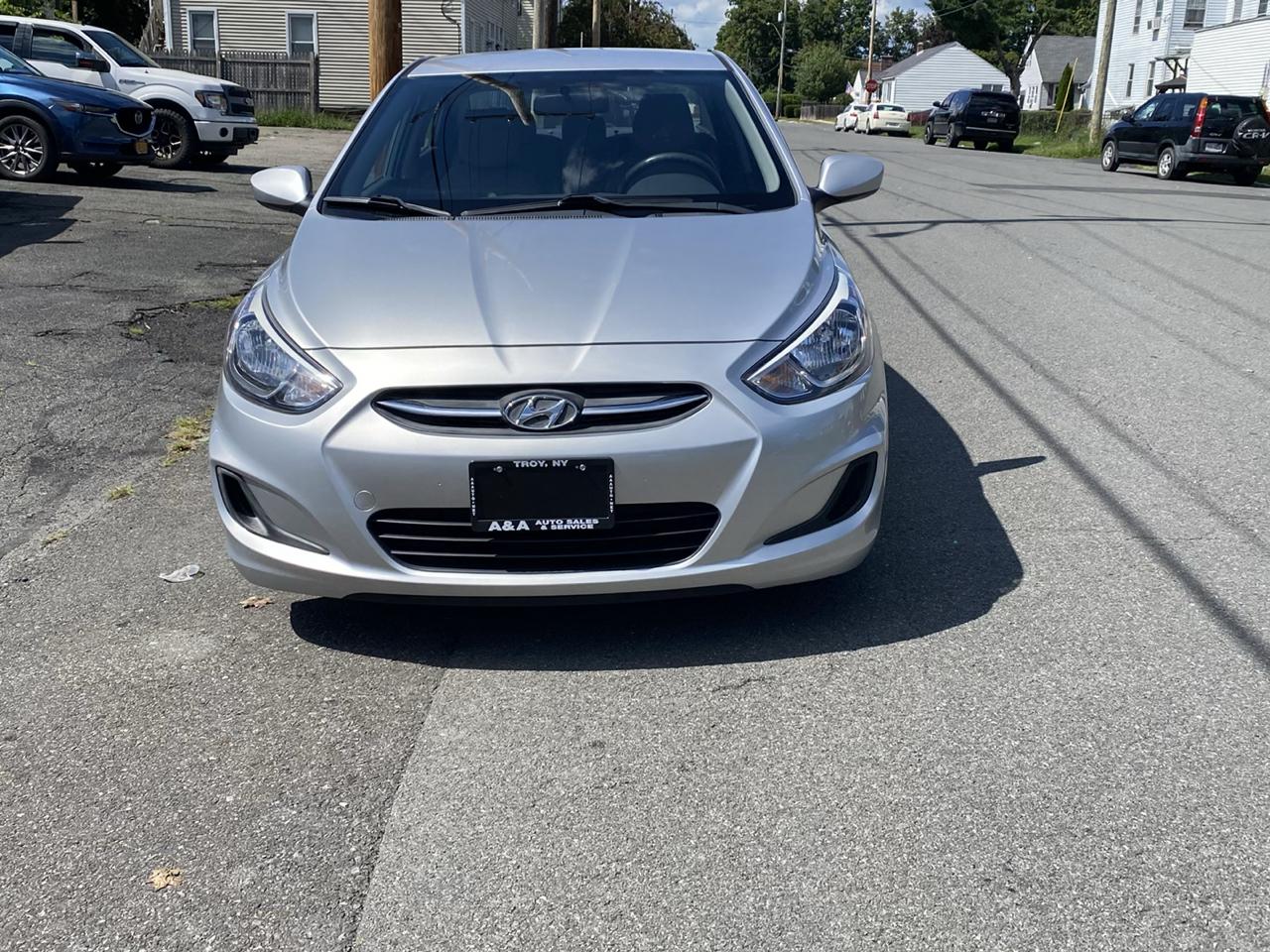Hyundai Accent SE 4-Door 6A 2017