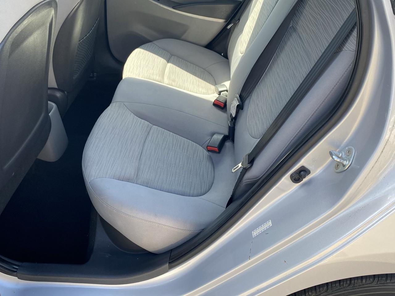 Hyundai Accent SE 4-Door 6A 2017