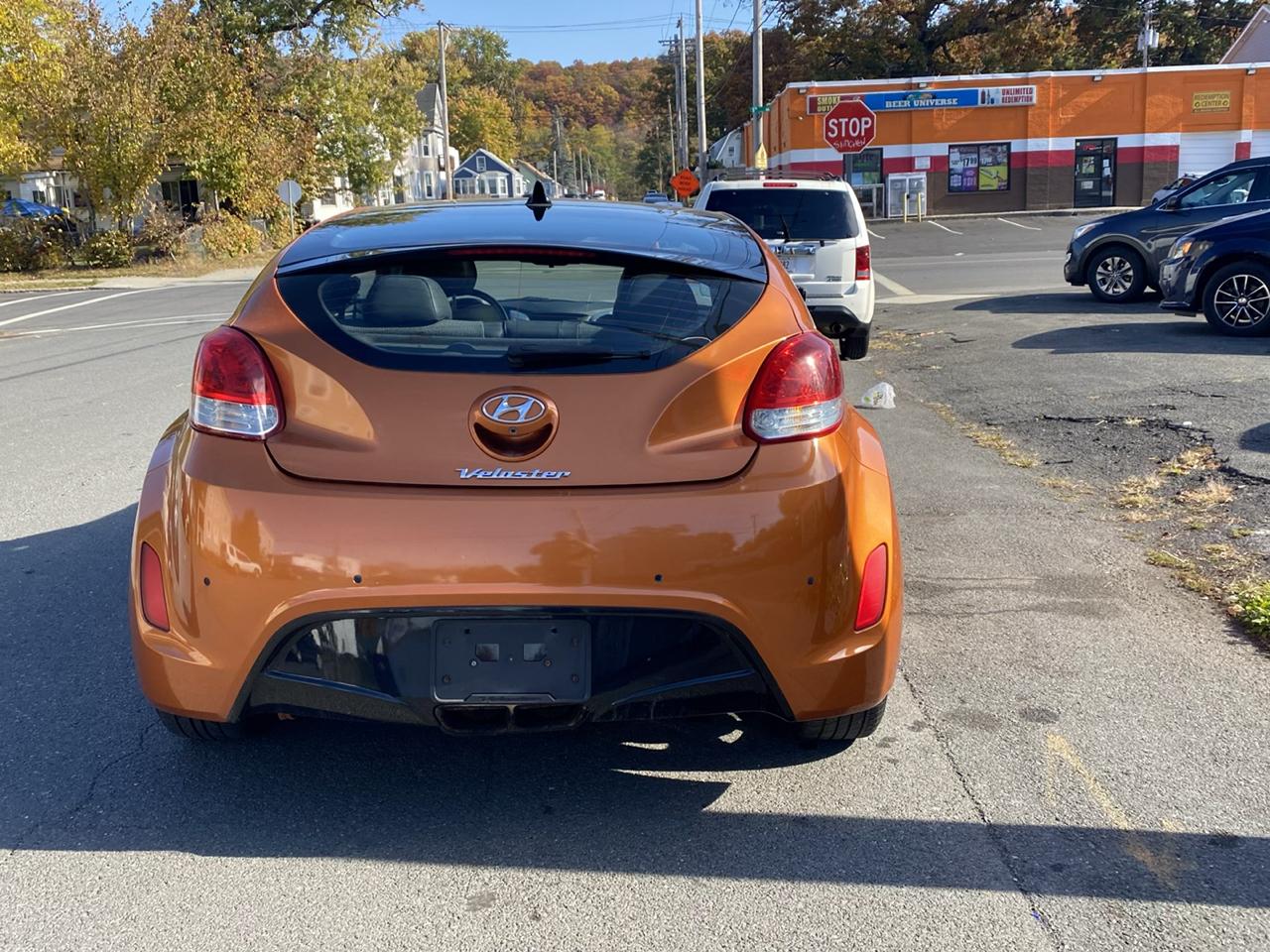Hyundai Veloster Base 2014