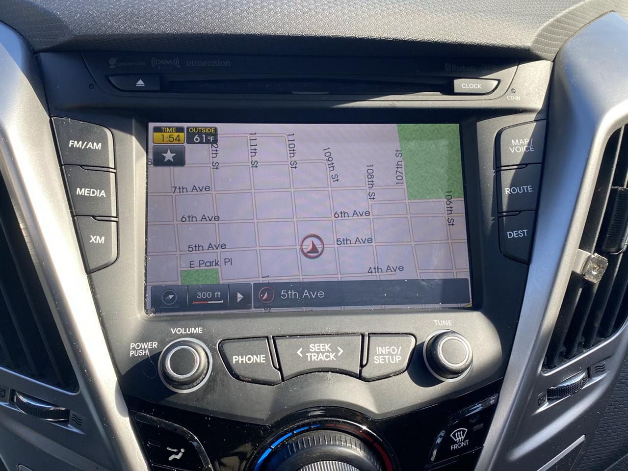 Hyundai Veloster Base 2014