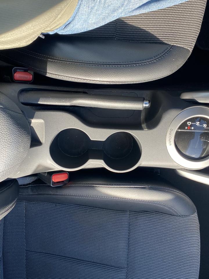 Hyundai Veloster Base 2014