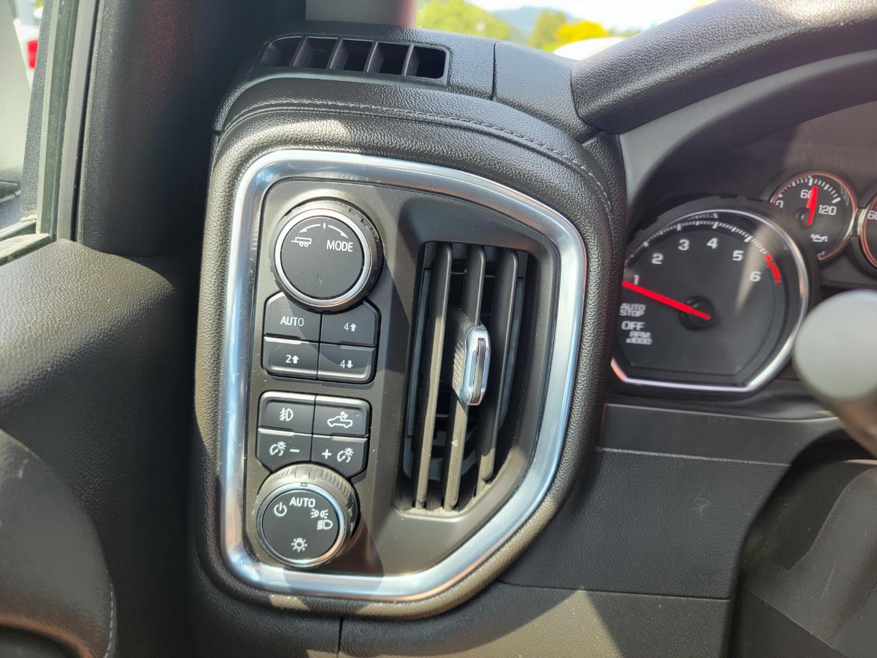 Chevrolet Silverado 1500 Limited RST Crew Cab 4WD 2022