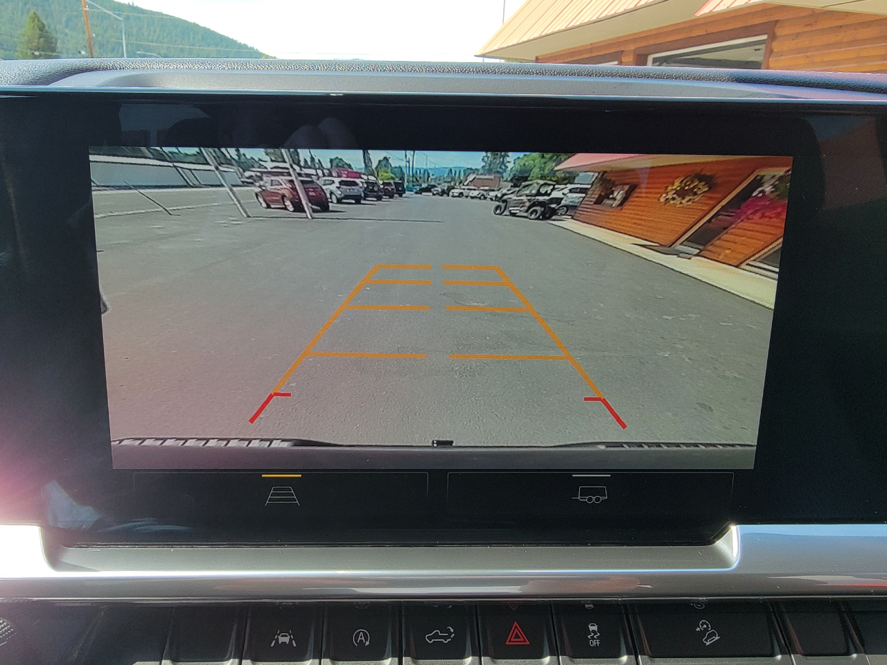 Chevrolet Silverado 1500 Trail Boss LT Crew Cab 4WD 2023 Chevrolet Silverado 1500 Trail Boss LT Crew Cab 4WD 2023