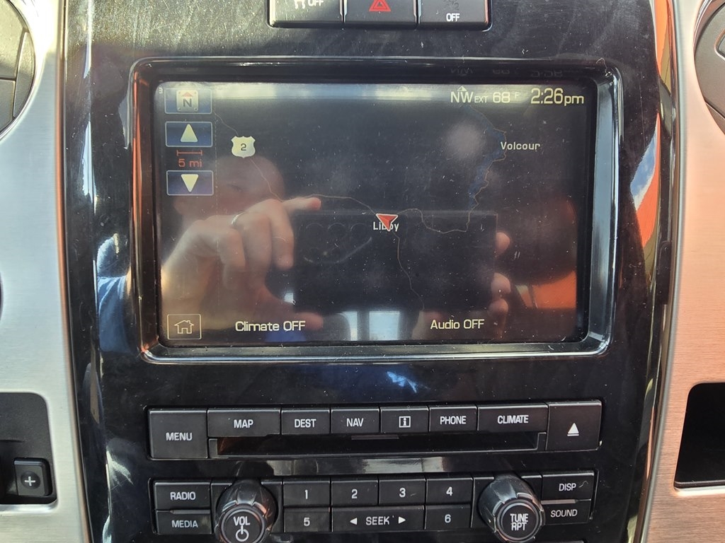 Ford F-150 4WD SuperCrew 145" Platinum 2012 Ford F-150 4WD SuperCrew 145" Platinum 2012