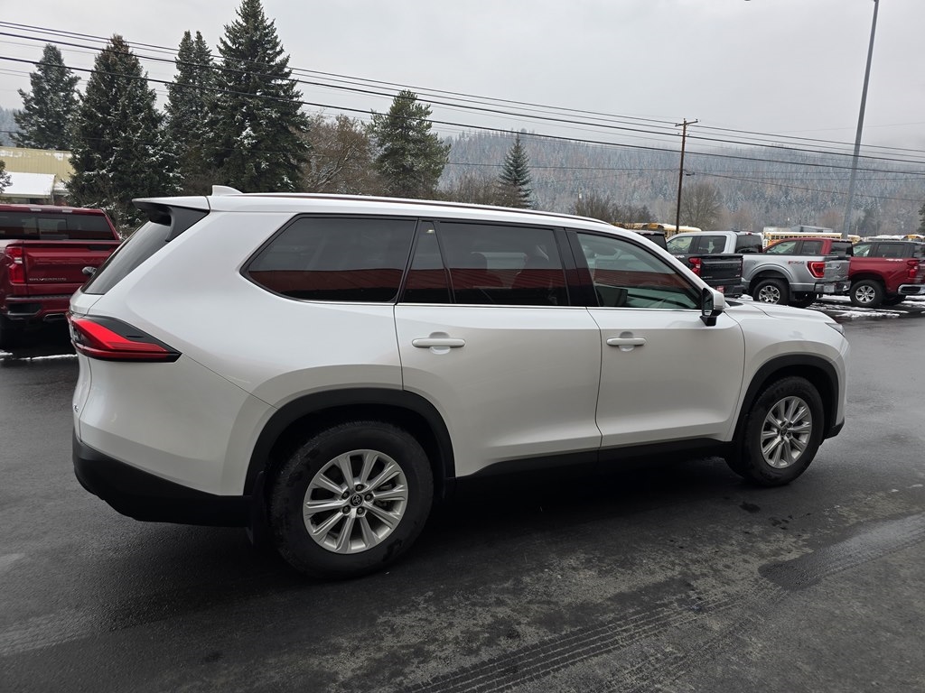 Toyota Grand Highlander XLE AWD 2024