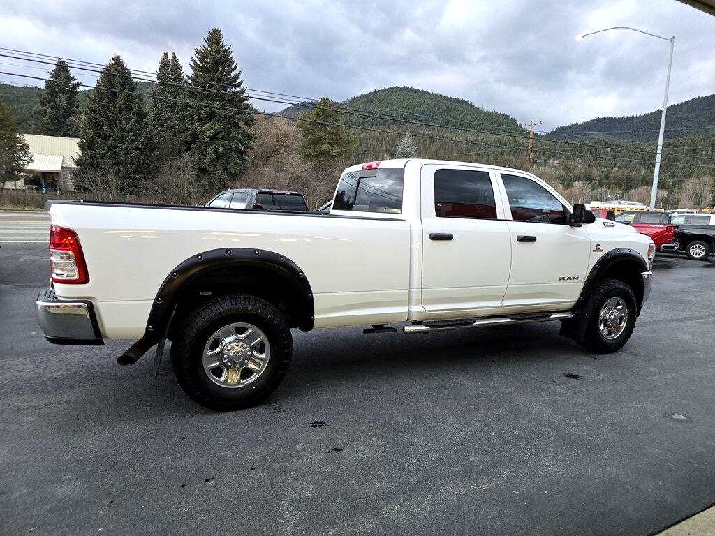 RAM 3500 Tradesman 4x4 Crew Cab 8' Box 2021