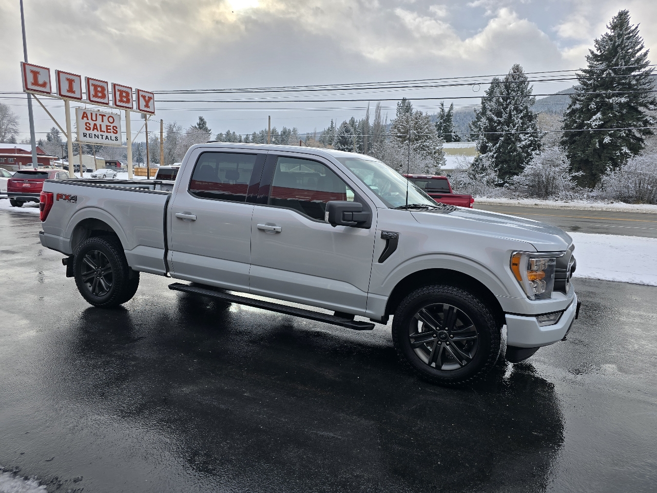 Ford F-150 4WD SuperCrew 145" FX4 2022