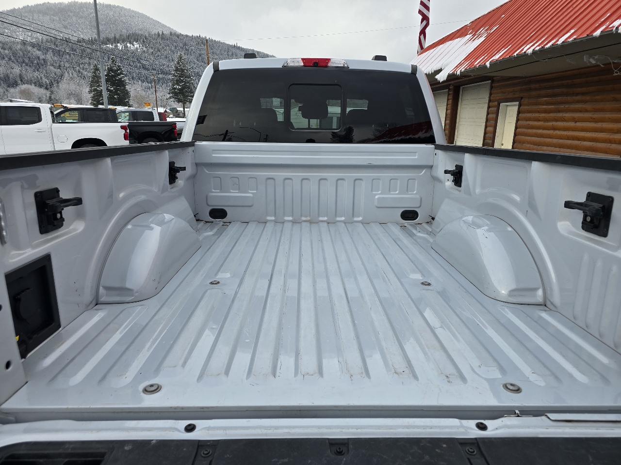 Ford F-150 4WD SuperCrew 145" FX4 2022