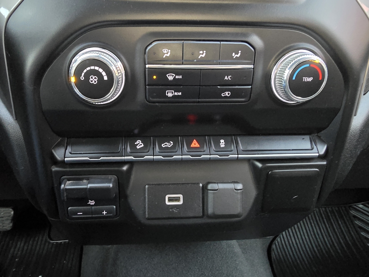 GMC Sierra 1500 4WD Crew Cab 147" 2019