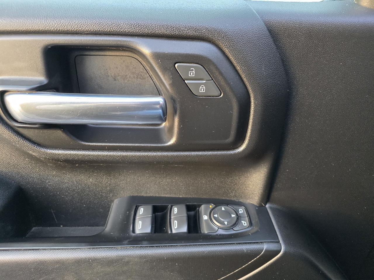 GMC Sierra 1500 4WD Crew Cab 147" 2019