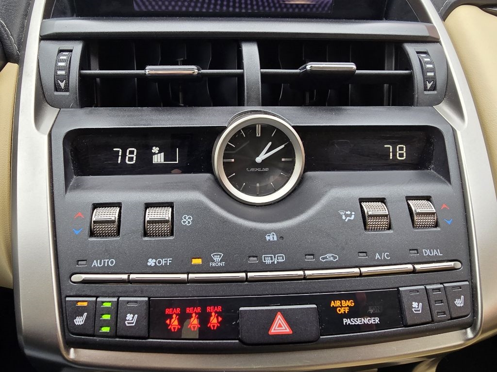 Lexus NX NX 300 Luxury AWD 2021