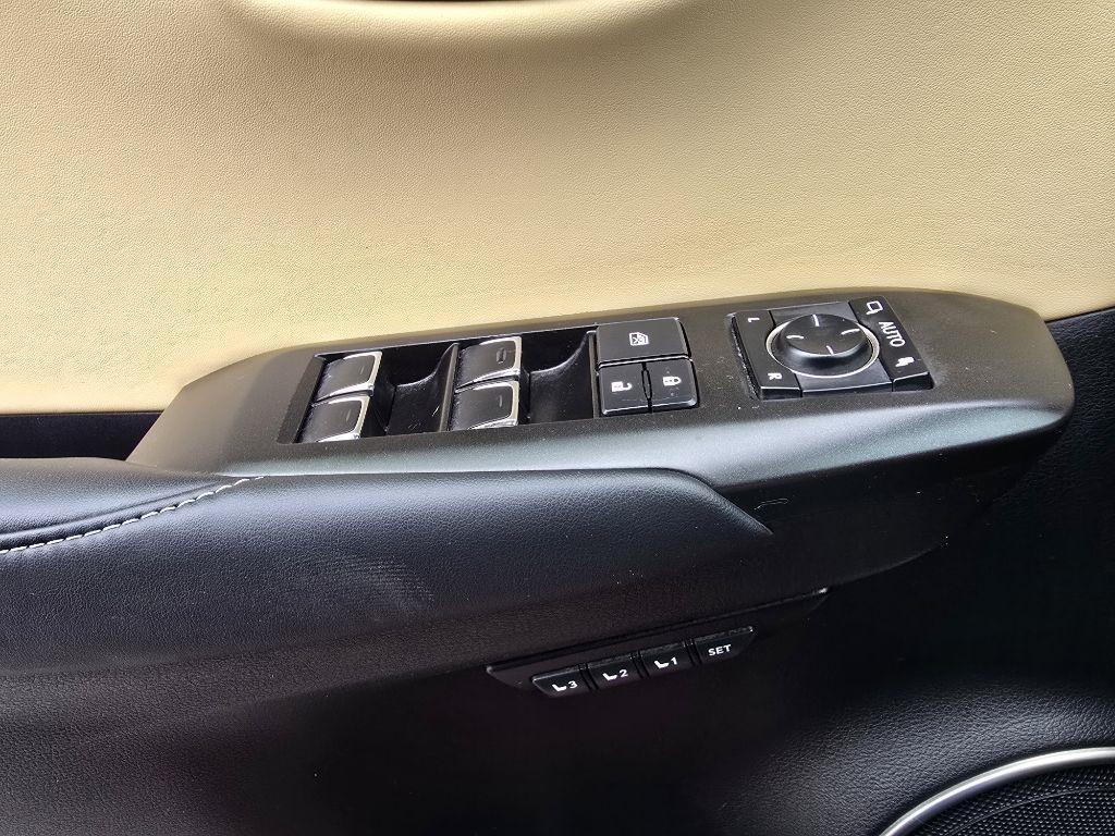 Lexus NX NX 300 Luxury AWD 2021