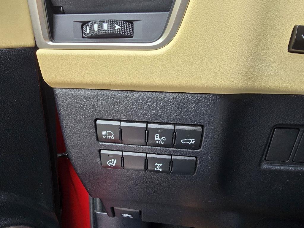 Lexus NX NX 300 Luxury AWD 2021