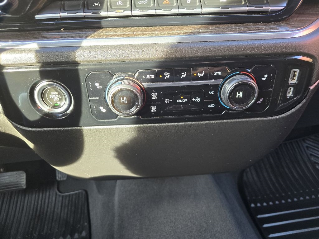 Chevrolet Silverado 1500 4WD Crew Cab 157" LT 2023