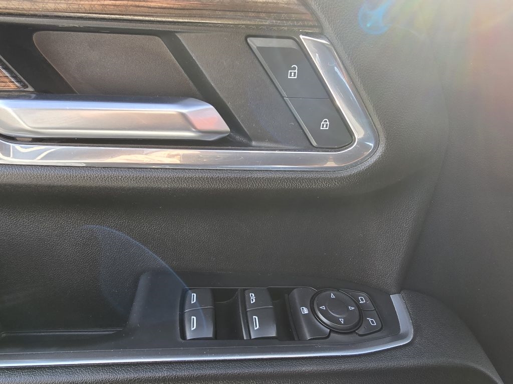 Chevrolet Silverado 1500 4WD Crew Cab 157" LT 2023