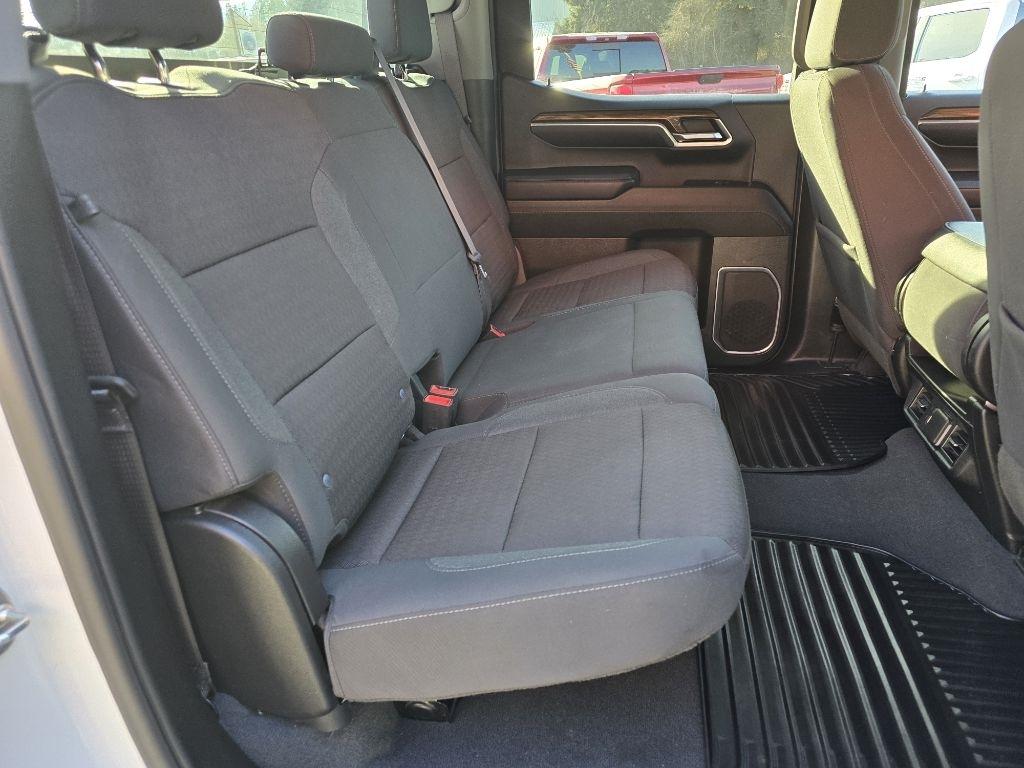 Chevrolet Silverado 1500 4WD Crew Cab 157" LT 2023