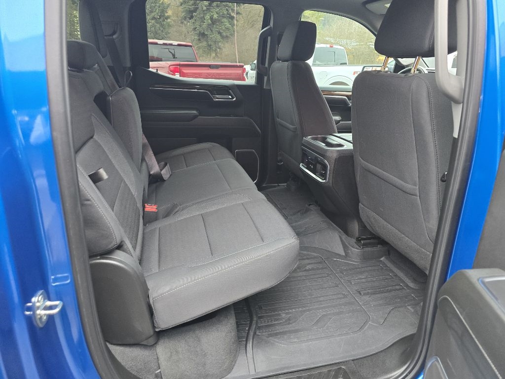 GMC Sierra 1500 4WD Crew Cab 147" Elevation 2024