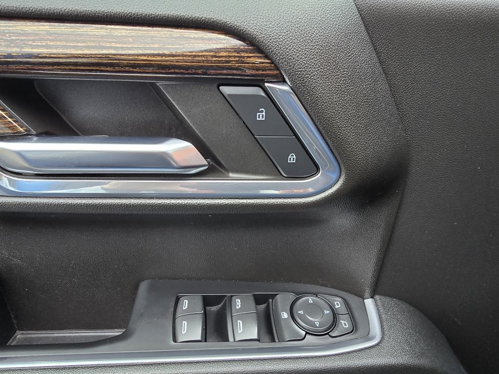 GMC Sierra 1500 4WD Crew Cab 147" Elevation 2024