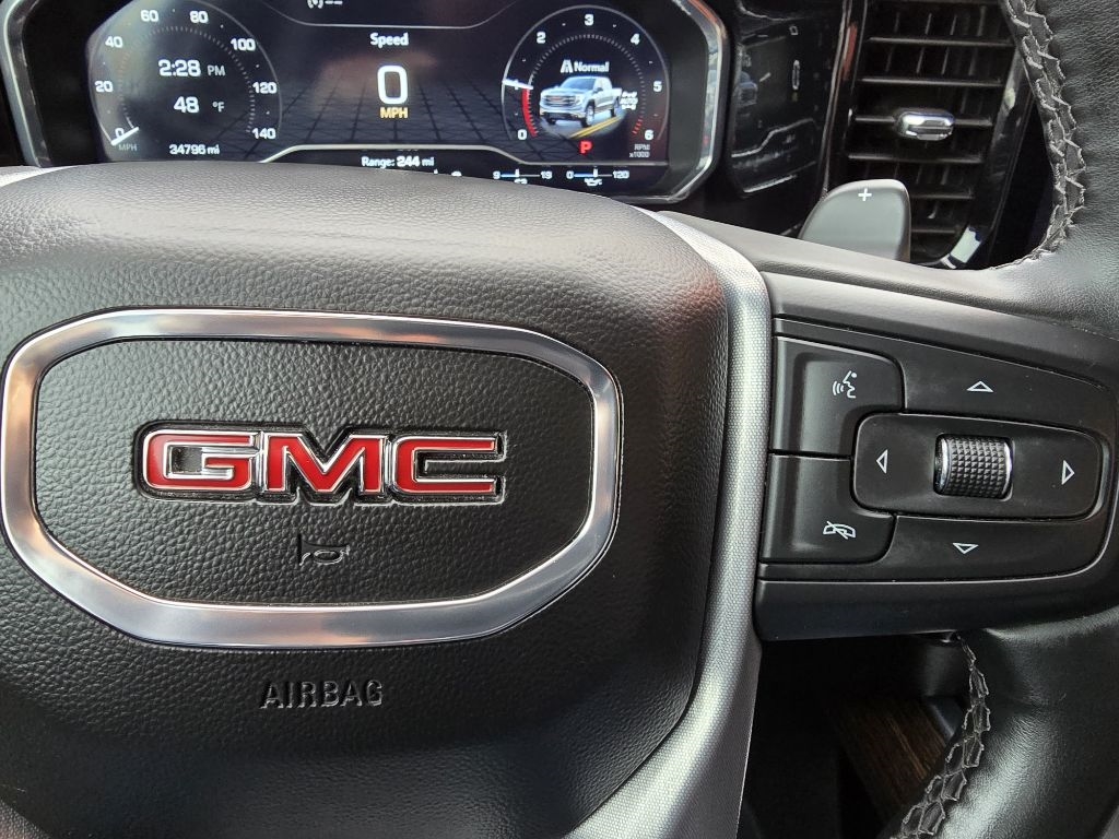 GMC Sierra 1500 4WD Crew Cab 147" Elevation 2024