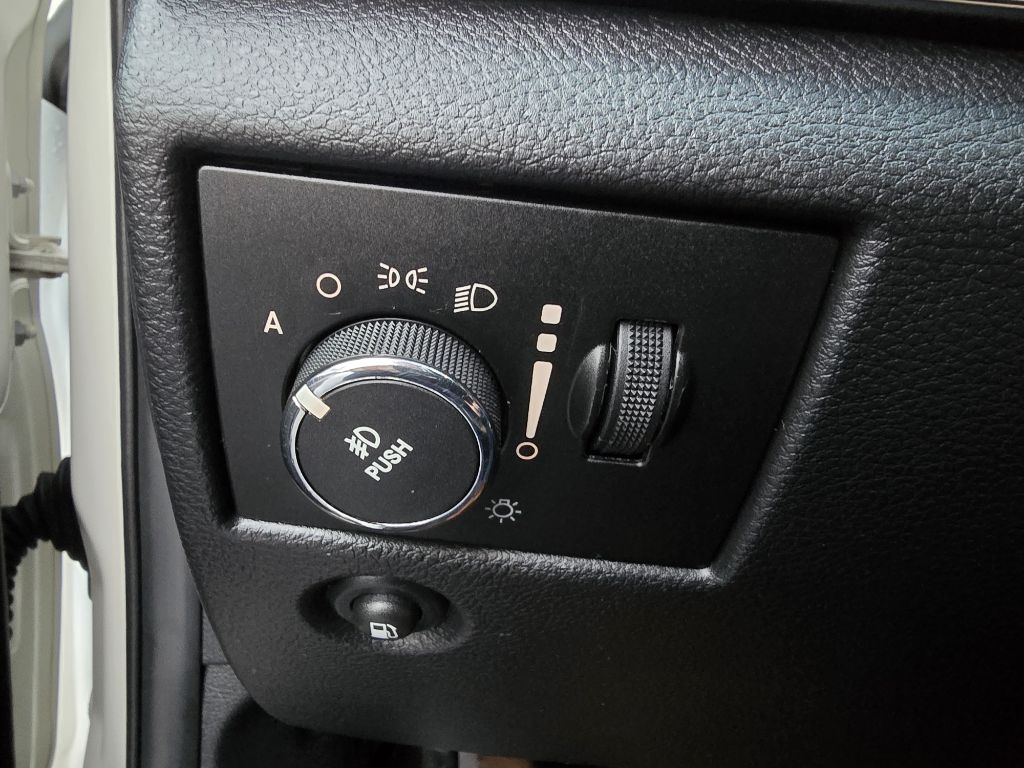 Jeep Grand Cherokee 4WD 4dr Limited 2011