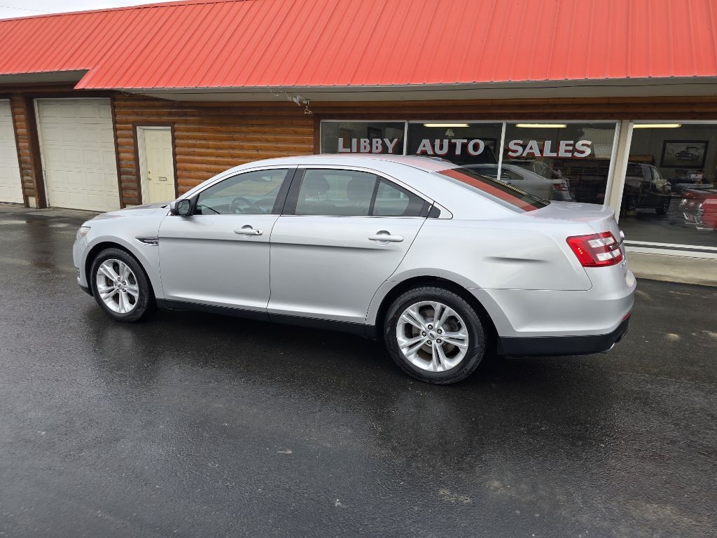 Ford Taurus 4dr Sdn SEL FWD 2013