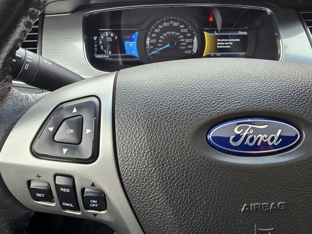 Ford Taurus 4dr Sdn SEL FWD 2013