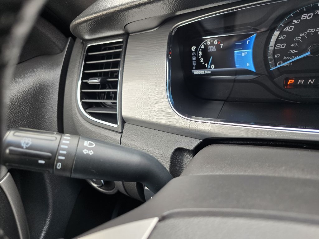 Ford Taurus 4dr Sdn SEL FWD 2013