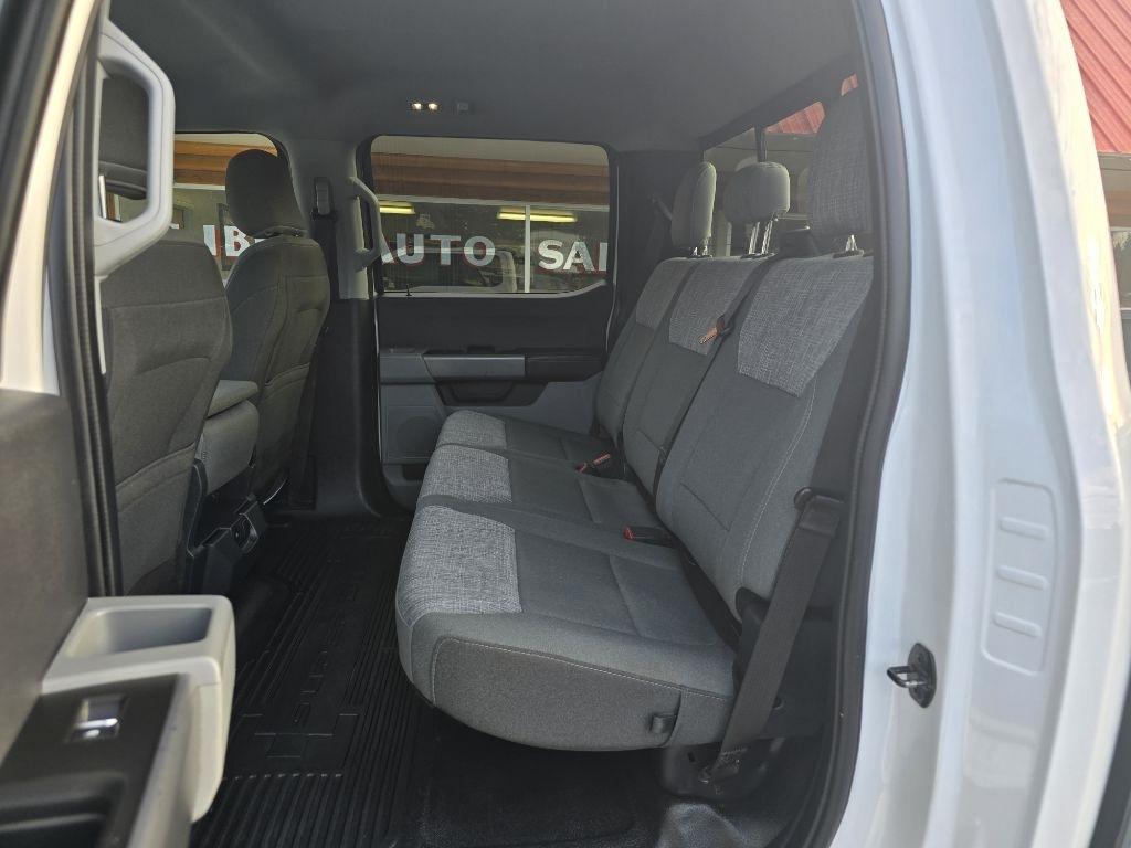 Ford Super Duty F-350 SRW XLT 4WD Crew Cab 8' Box 2023