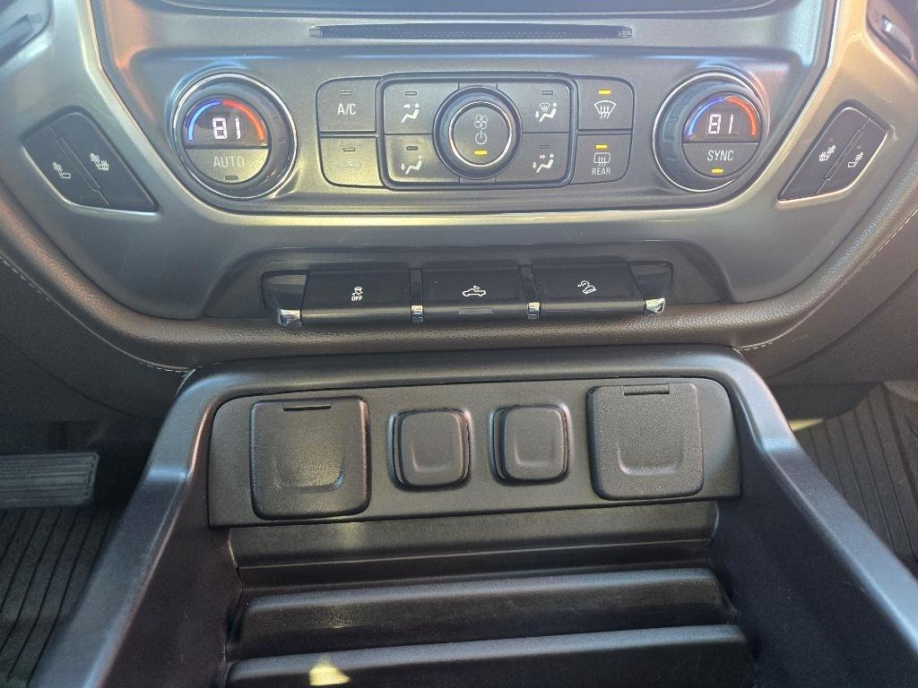 Chevrolet Silverado 1500 4WD Crew Cab 143.5" LTZ w/2LZ 2018