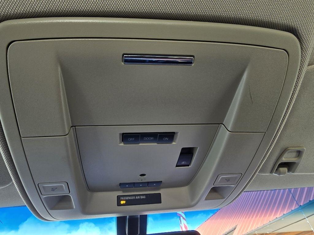 Chevrolet Silverado 1500 4WD Crew Cab 143.5" LTZ w/2LZ 2018