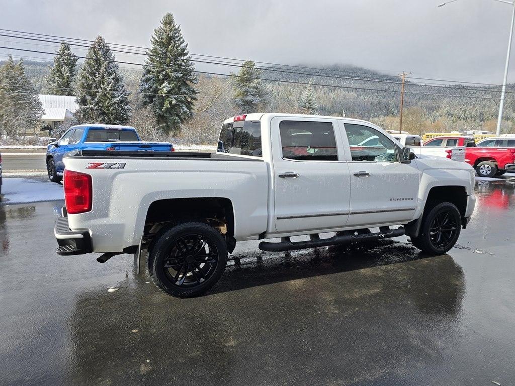 Chevrolet Silverado 1500 4WD Crew Cab 143.5" LTZ w/2LZ 2018